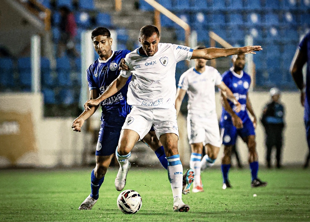 Londrina vence, e Confiança amarga mais um revés na Série C